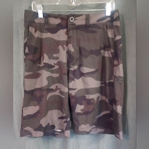 MENS CAMO SHORTS